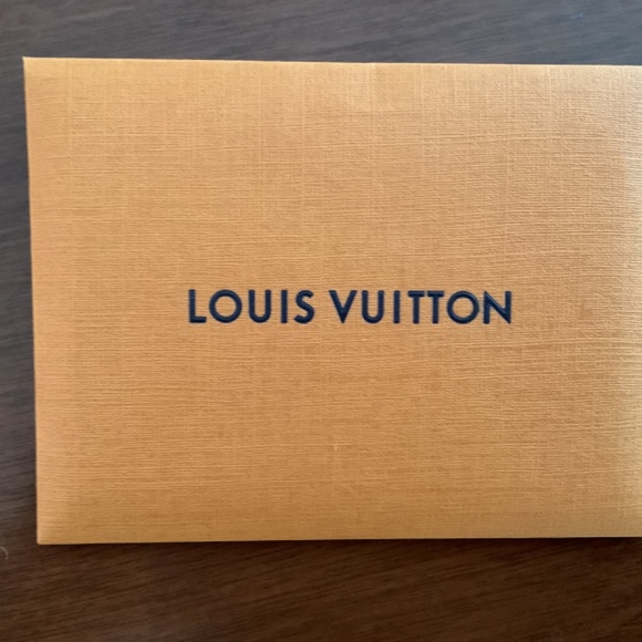 BRAND NWT Louis Vuitton Pochette Accessoires Valentine Neon Monogram Vernis Mini - Picture 4 of 10